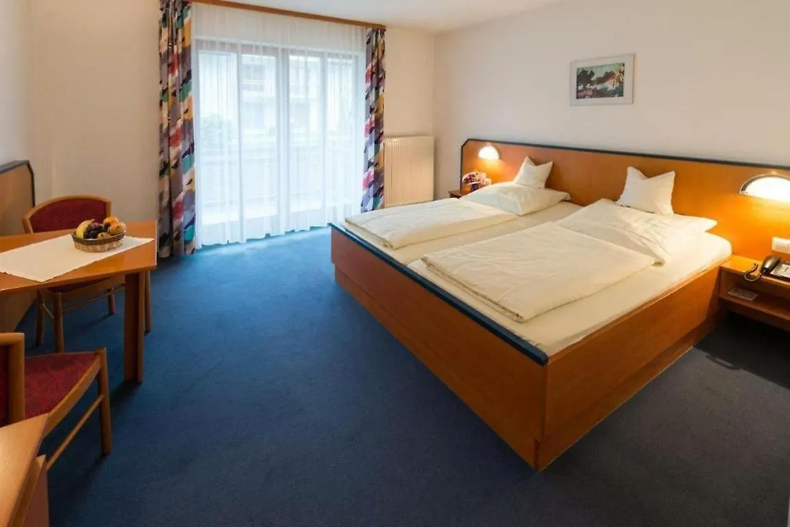 Hotel Sonnenhof - Tante Alma'S Sommerfrische  Sonnen