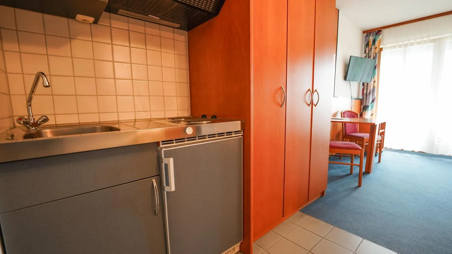 ***  Hotel Sonnenhof - Tante Alma'S Sommerfrische 德国