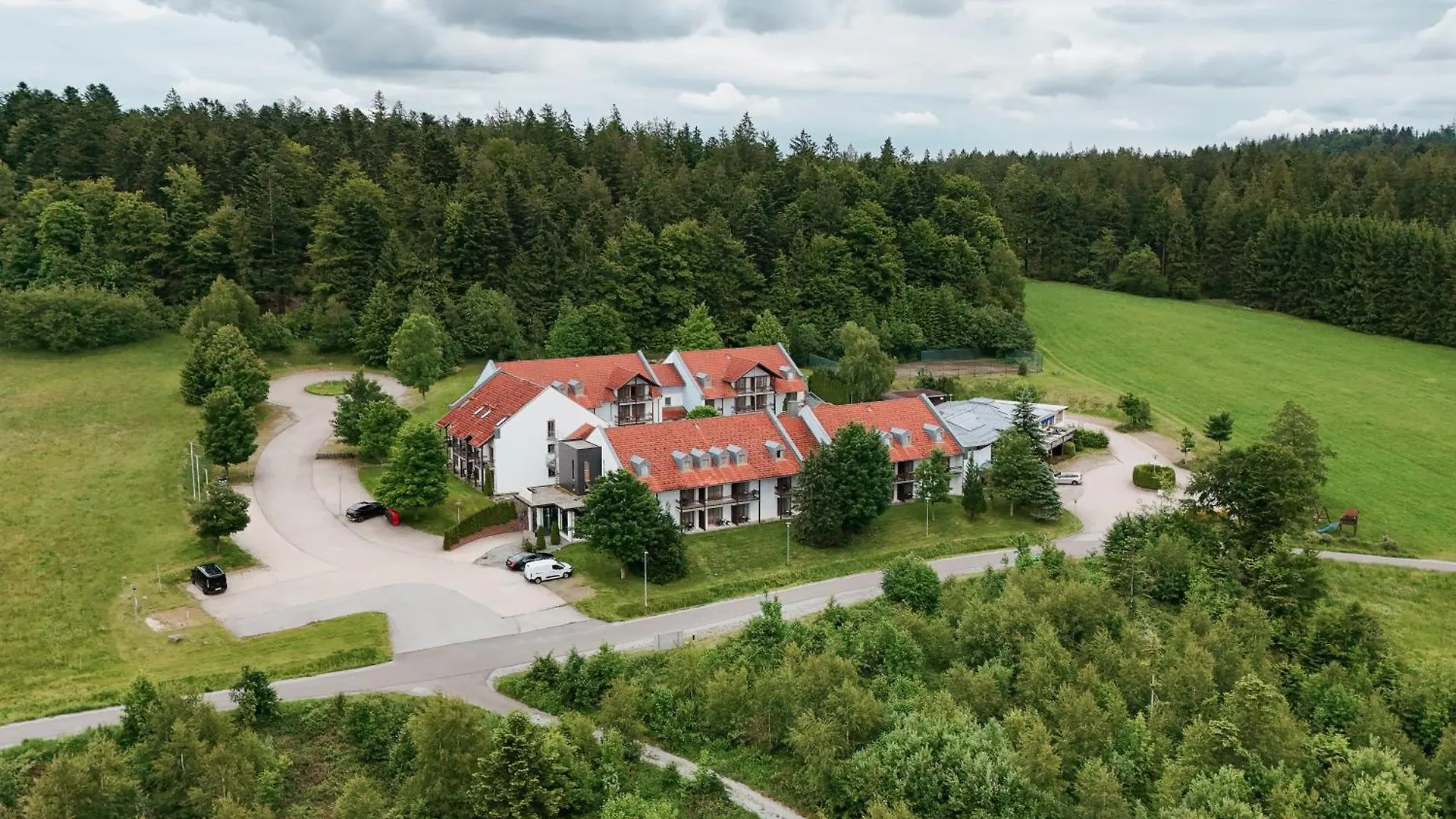 Hotel Sonnenhof - Tante Alma'S Sommerfrische  Sonnen
