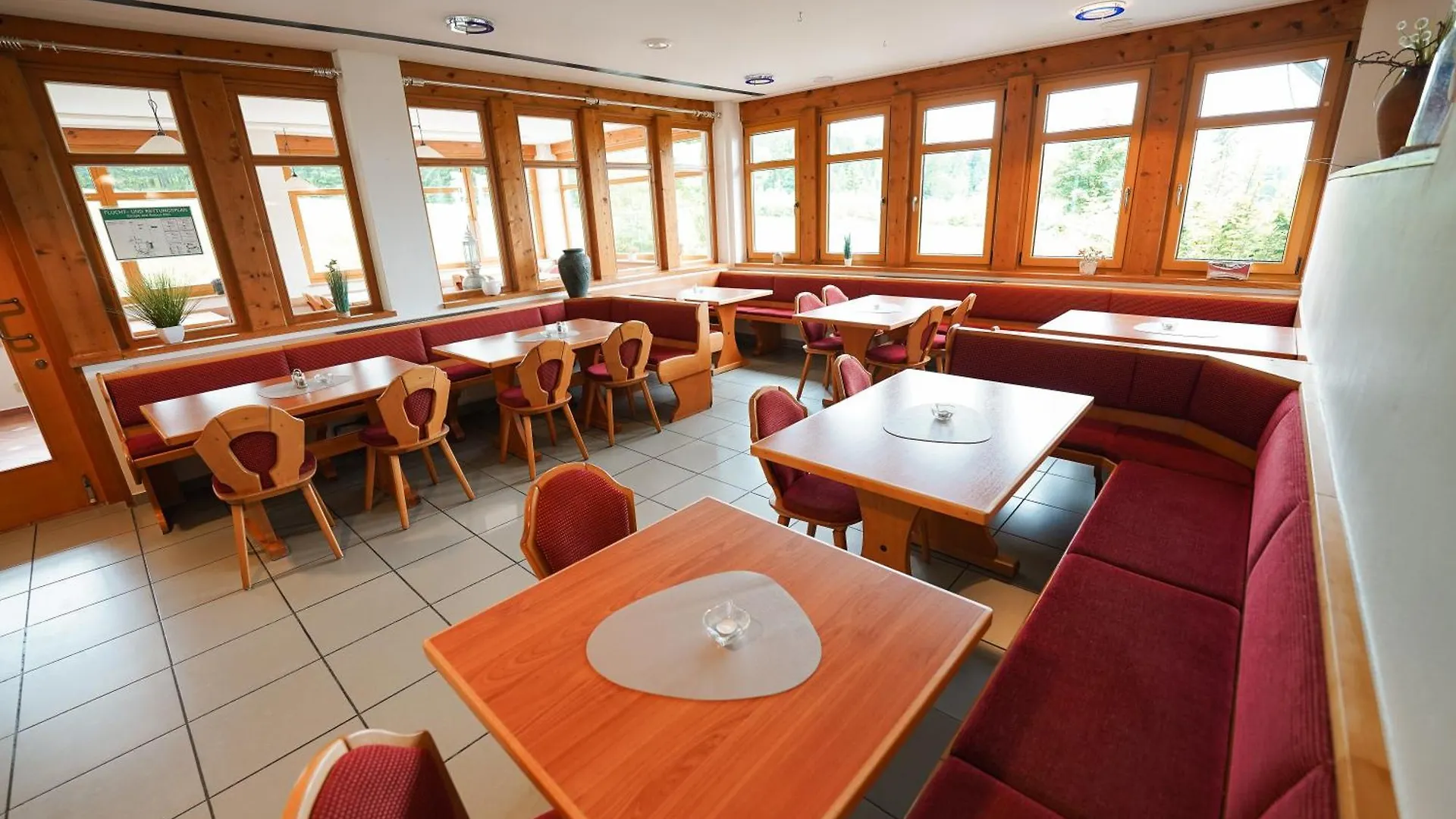 Hotel Sonnenhof - Tante Alma'S Sommerfrische  Sonnen