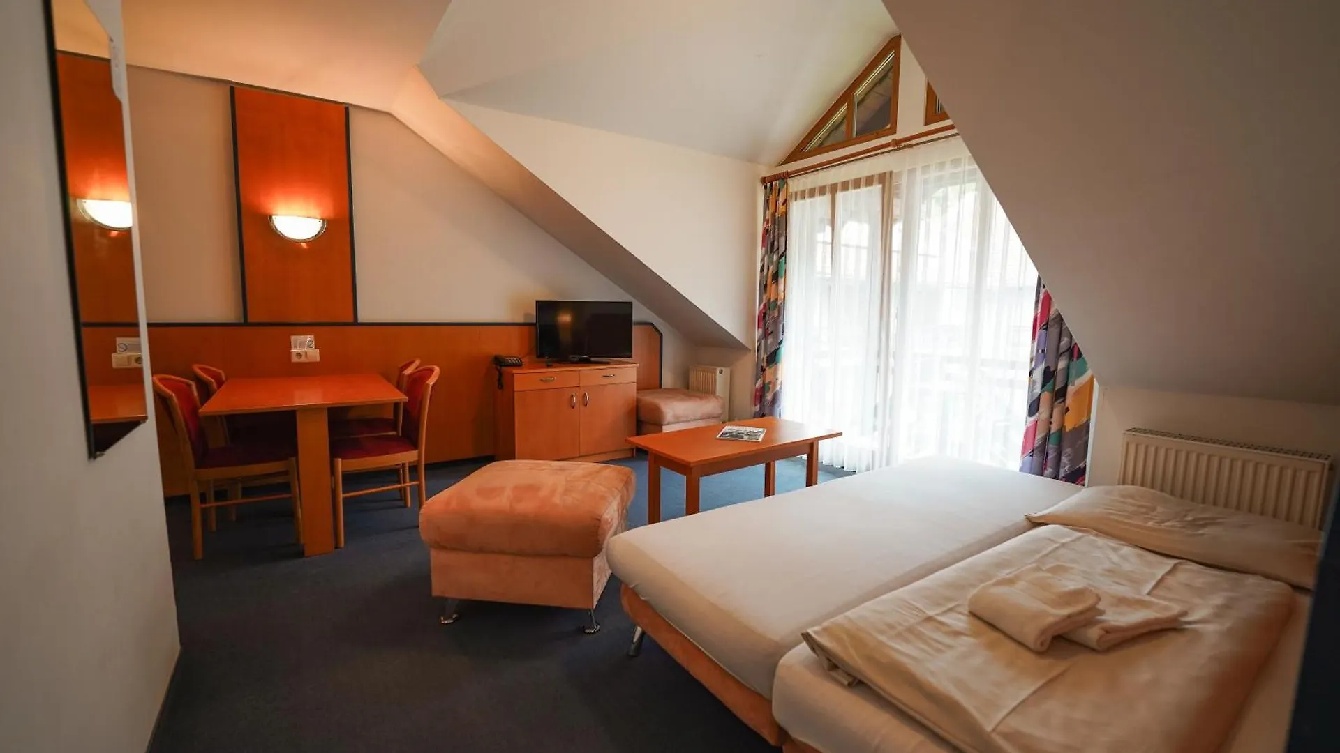 Hotel Sonnenhof - Tante Alma'S Sommerfrische Sonnen