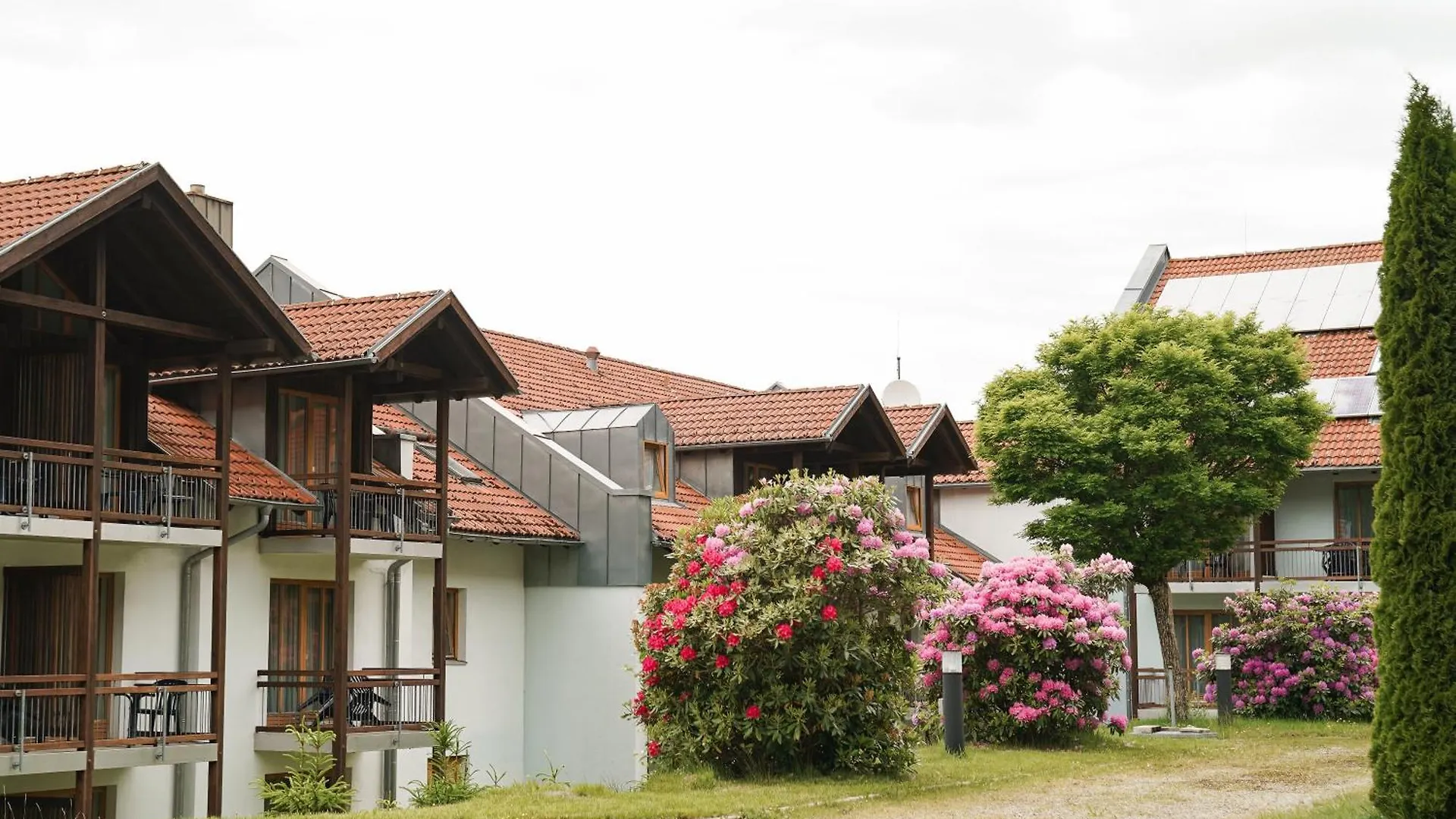 Hotel Sonnenhof - Tante Alma'S Sommerfrische  Sonnen